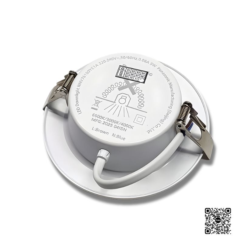 Đèn LED Âm Trần Panasonic Color Rim NNV76150YE1A Viền vàng 9W